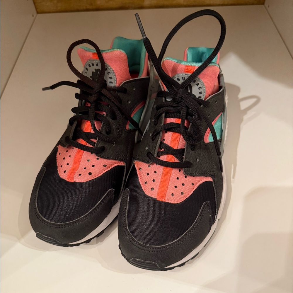 Nike Air Huarache “Lava”